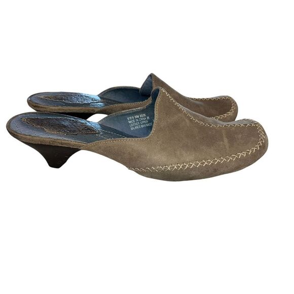 Indigo by Clarks Shoes - Indigo by Clarks Size 9.5 Leather Mules Heels Sandals Shoes Slides Slip-ons